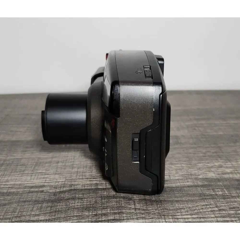 Olympus Accura Zoom XB 70 Quartz Date Tested Point & Shoot 35MM Film Camera